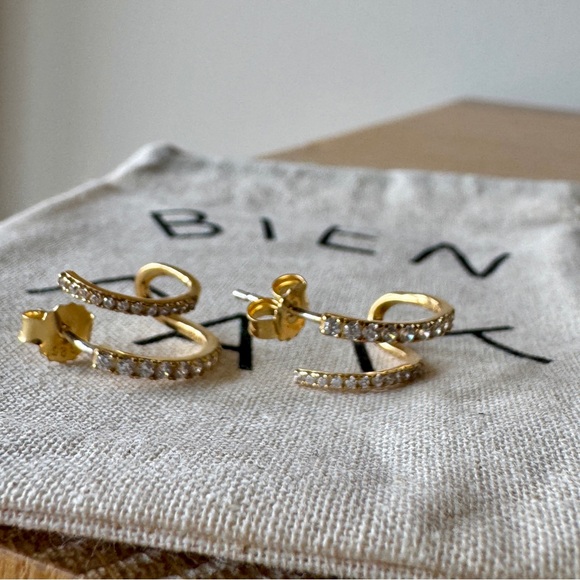 NWT! | MADEWELL Demi-Fine Pavé Double Hoop Earrings, 14k Gold - Picture 10 of 15